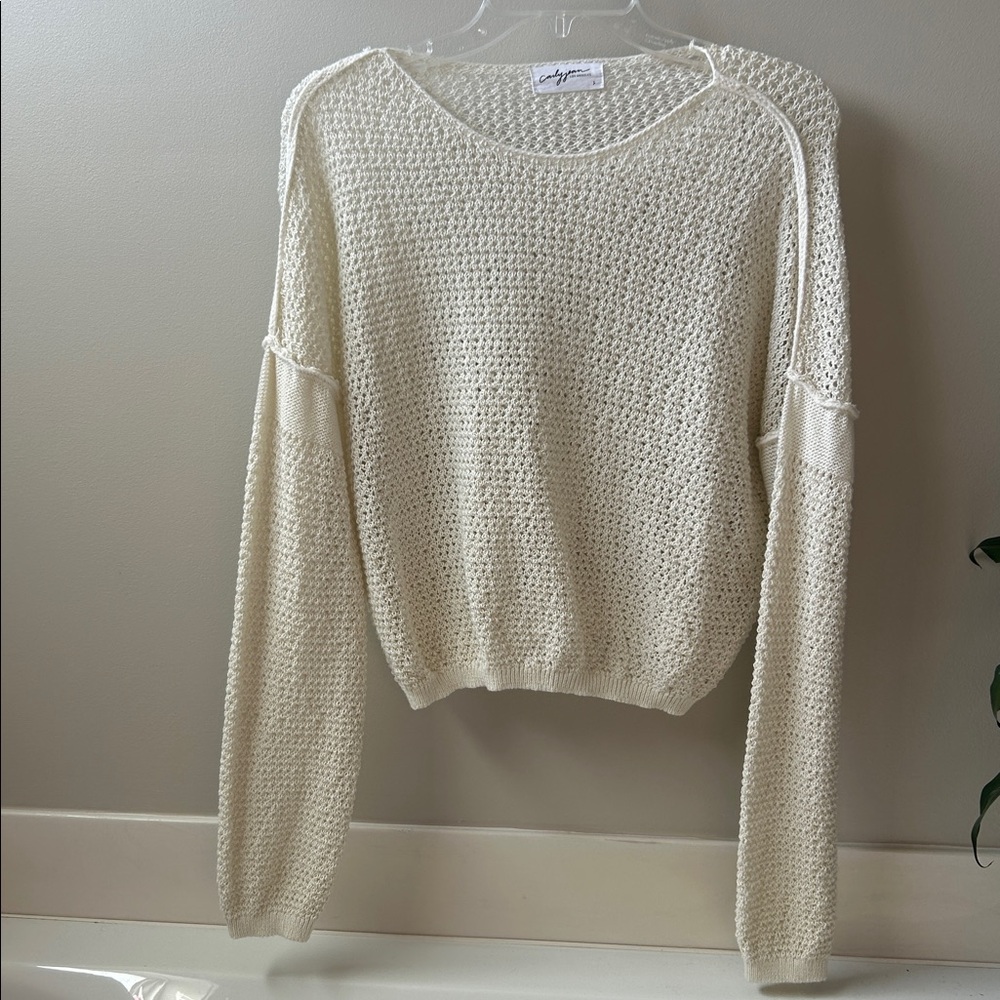 Carly Jean Los Angeles Ivory Open-Knit Pullover Sweater Knit Crew Neck S
